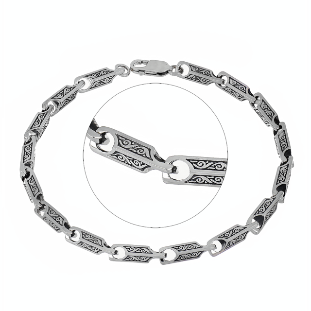 Литой браслет